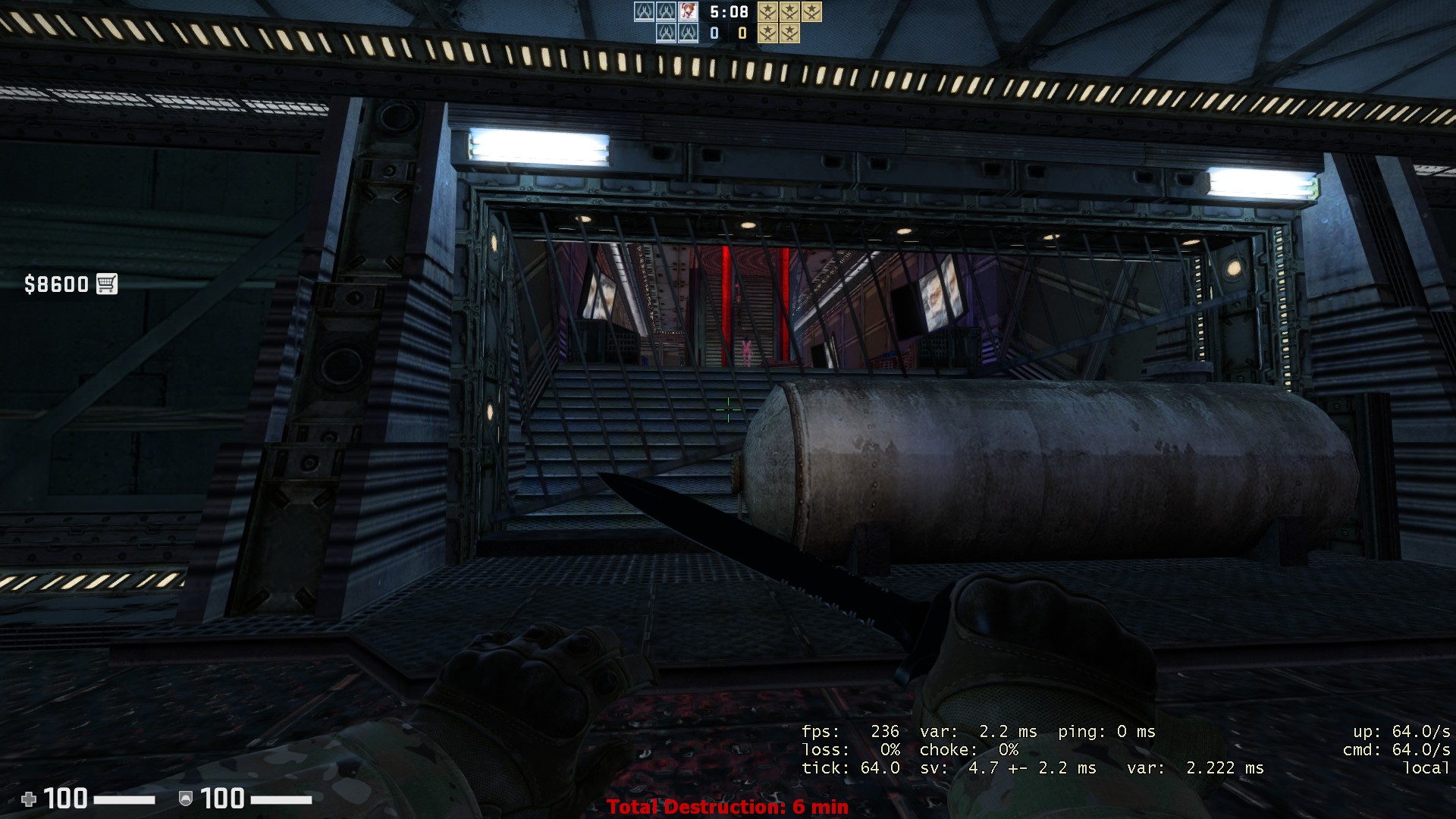 实际上，这里已经能看到实验室的更深处了